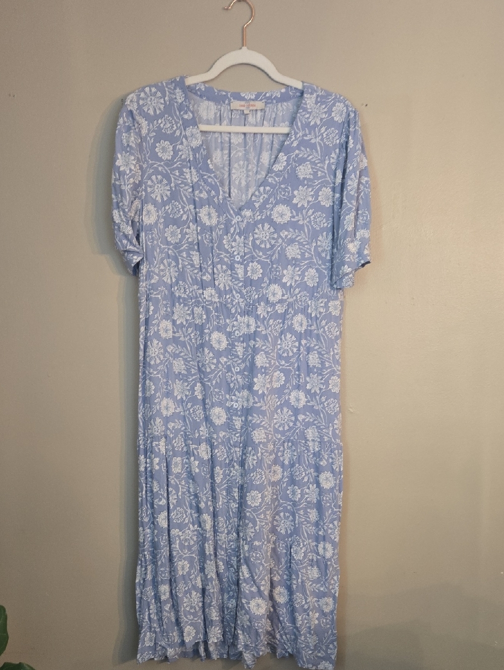 Light Blue Floral Maxi Dress with V-Neck